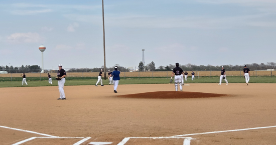 St. Paul/Palmer warming up vs Twin River/Osceola