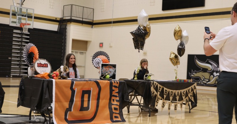 Loman Signs With Nebraska Wesleyan 